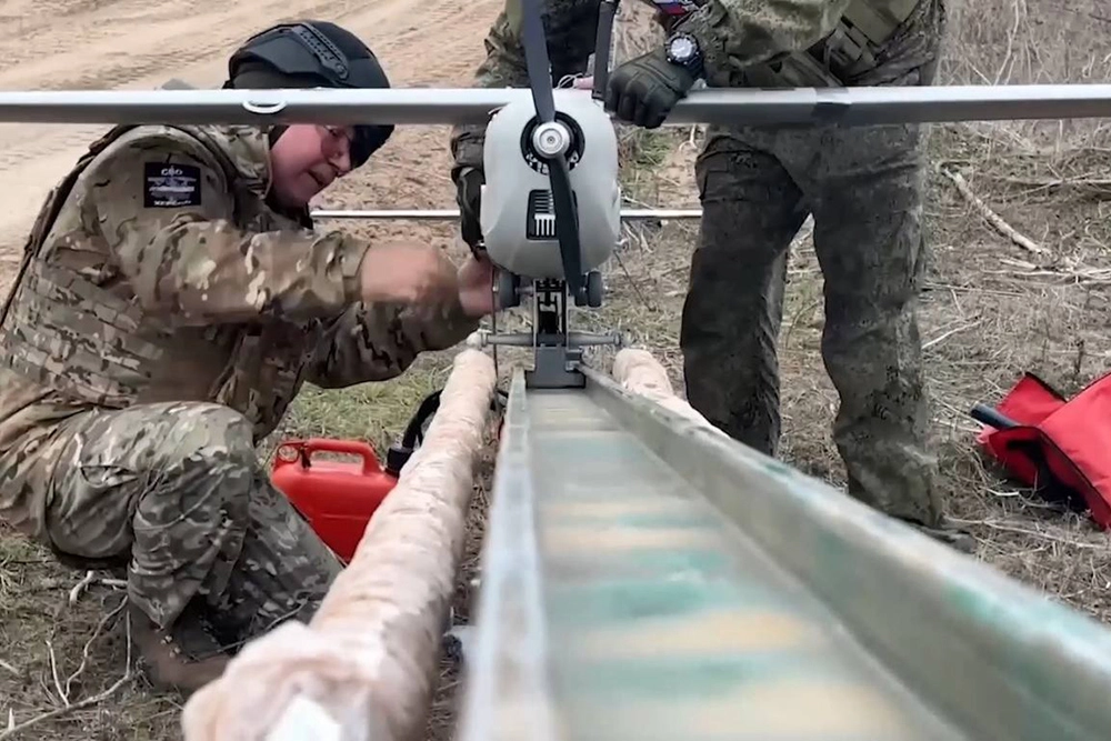 «Орлан-10» перед взлетом.