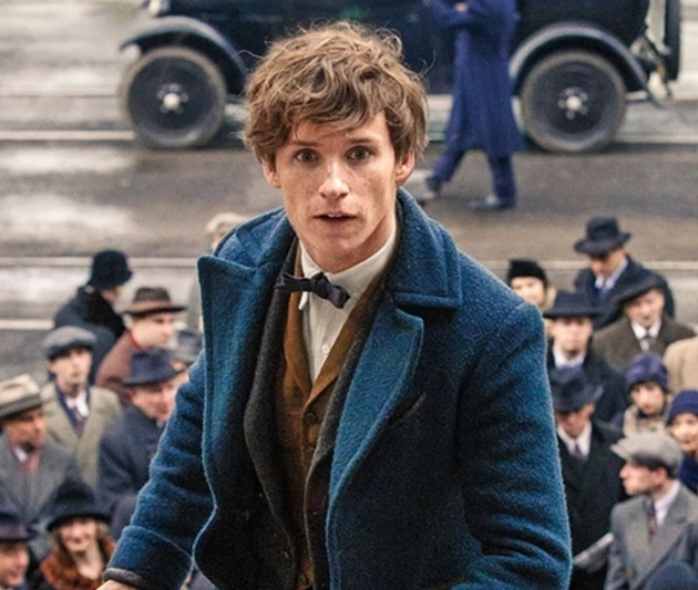 Эдди Редмэйн в фильме «Фантастические твари и где они обитают», 2016 г.