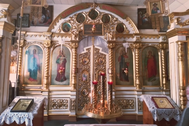 В этот день необходимо сходить в храм.