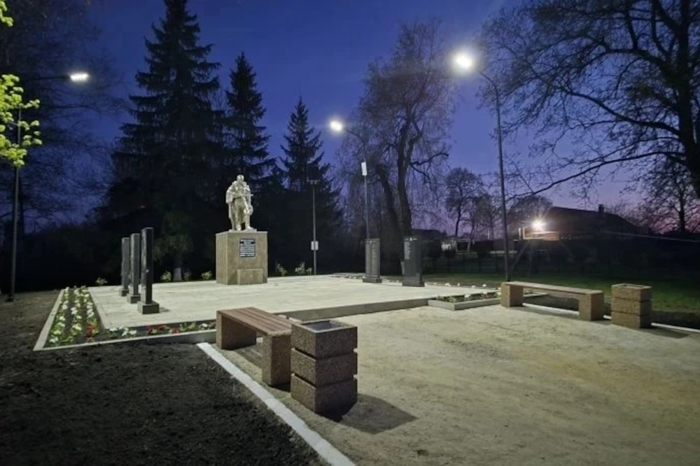 Мемориал в Репьёвке.