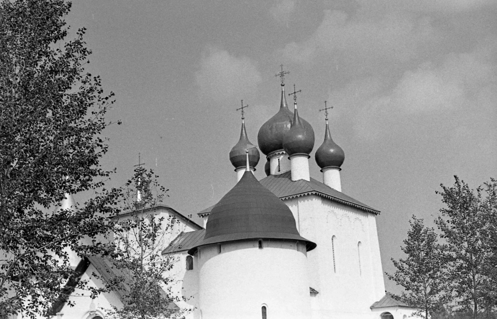 Восстановленный к юбилею Куликовской битвы Храм на Красном холме. 1980 г.