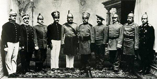 Пожарные Российской Империи в форме разных времён. 1903 год