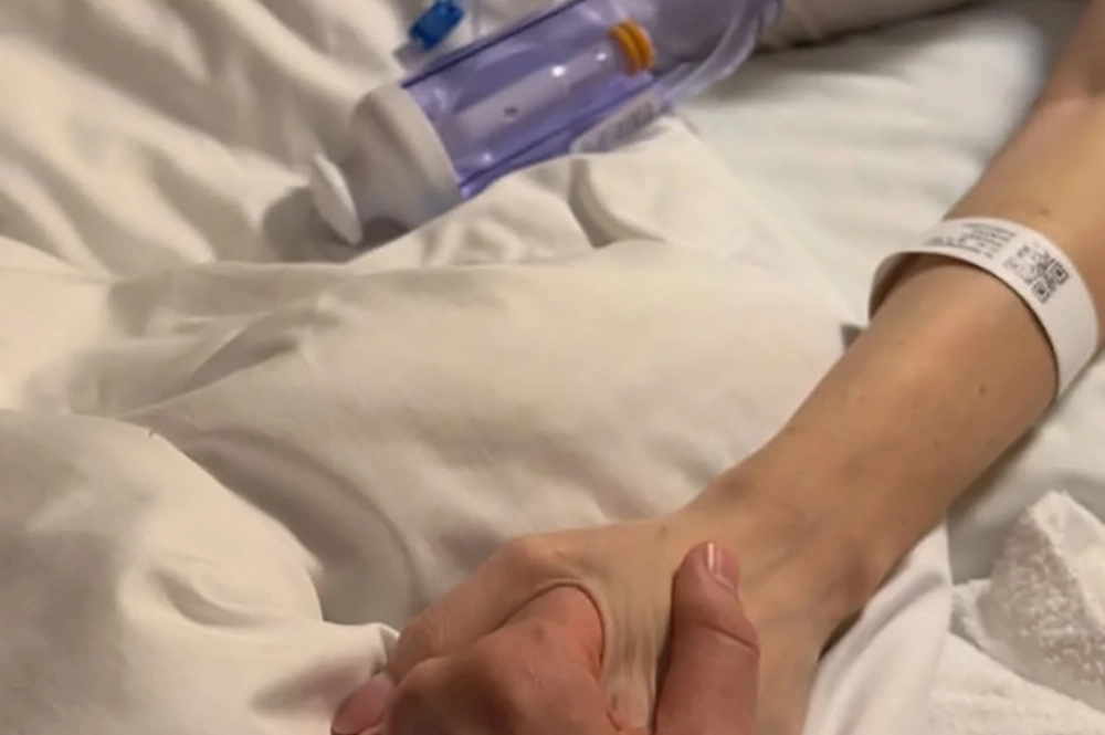 У Лерчек, недавно родившей четвёртого ребёнка, диагностировали рак желудка четвёртой стадии с метастазами.