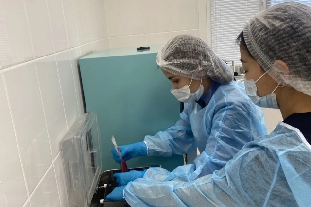 Гелия Гимадтинова (слева)