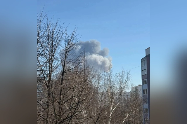 От взрыва у многих повыбивало окна.