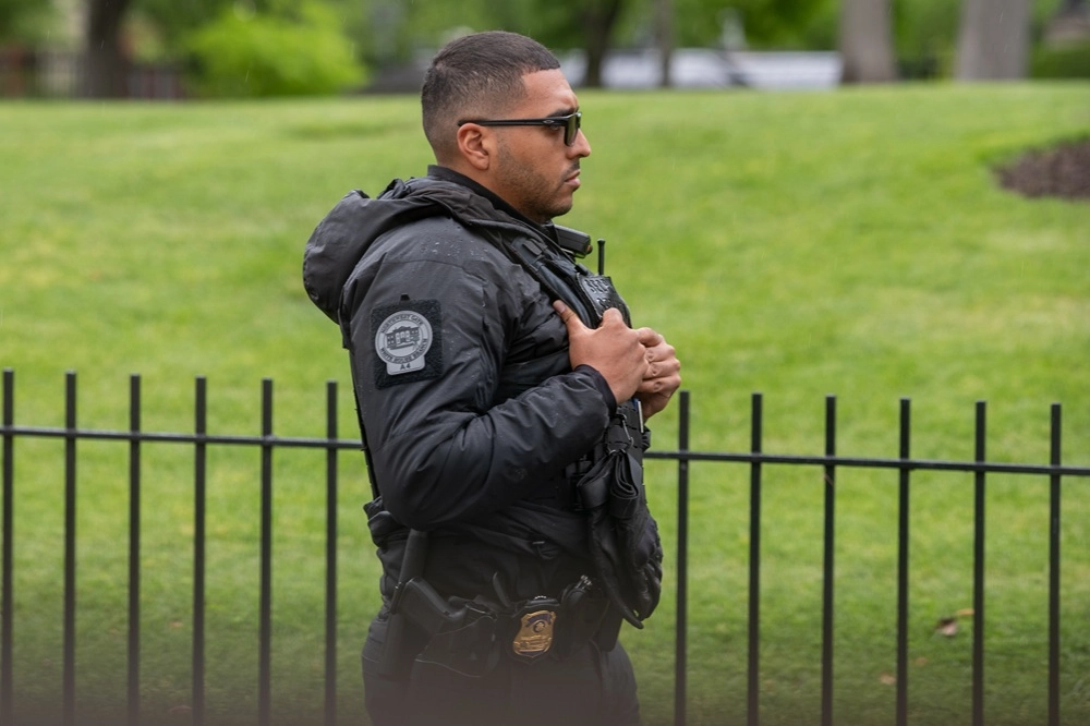 Джо Байден, занимавший в 2024 году пост президента, поднимал вопрос о необходимости повышения эффективности Секретной службы.