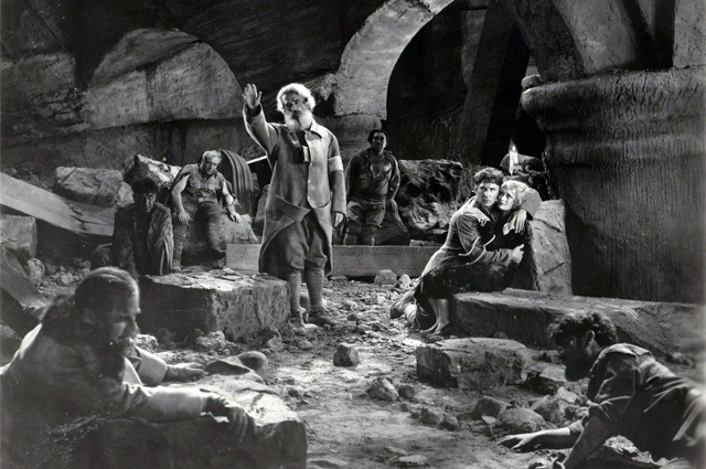 Кадр из фильма «Ноев Ковчег», 1928 год.
