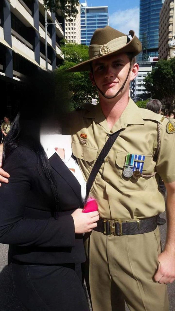 Аллан Уилсон Рассел.