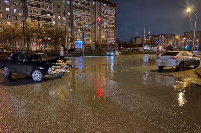 В автомобильной аварии на Сортировке пострадал 7-летний екатеринбуржец