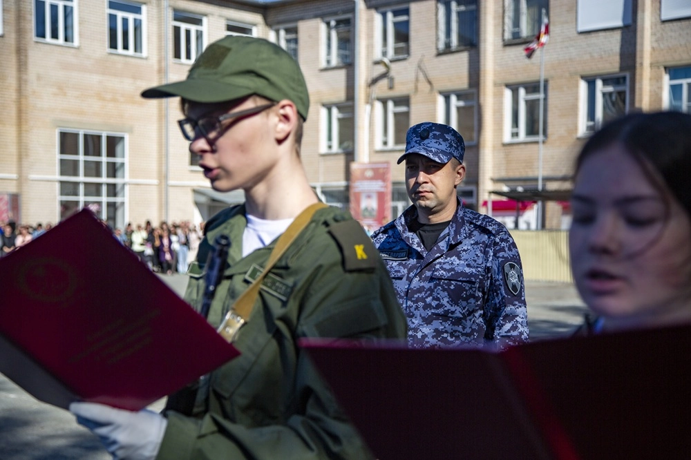 Приведение к присяге курсантов подшефного образовательного учреждения.