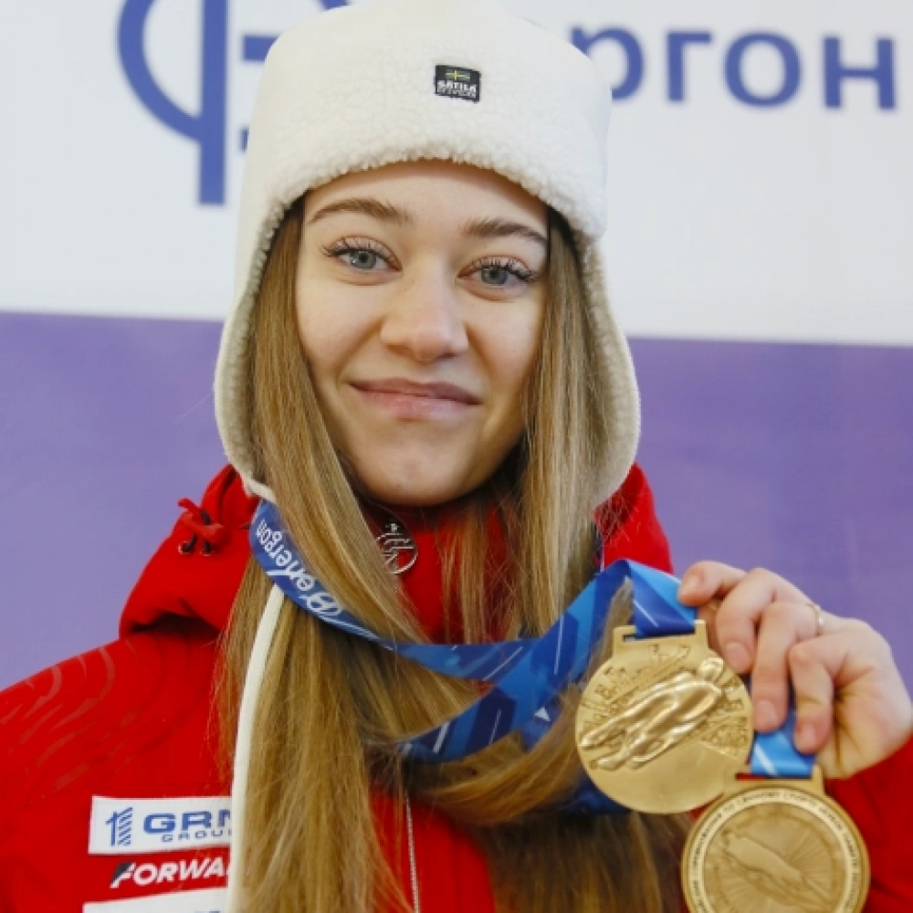 Дарья Олесик отмечает, что санный спорт для неё — хобби, которое переросло в профессию.