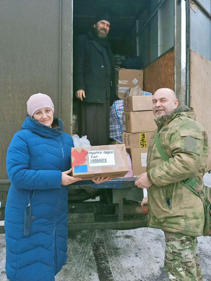 Помощь для Иловайска собирали в Волжском всем миром, а доставляли волонтёры из Краснослободска.