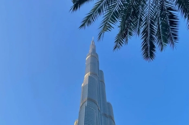 Тем, кто не успел улететь в Эмираты, деньги возвращают в полном объеме. 