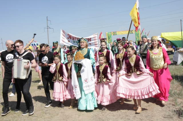 Фестиваль татарской культуры по традиции проходит в Светлоярском районе области.