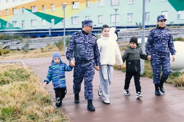 Семья росгвардейцев Османовых из Чукотки