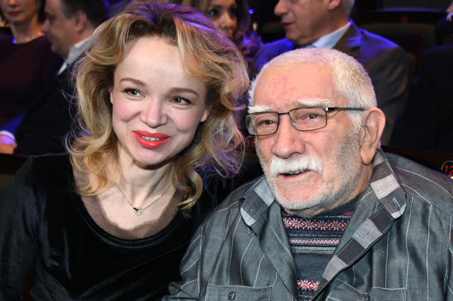 Армен Джигарханян и Виталина Цымбалюк-Романовская.