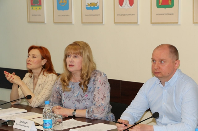 Деятельность избирательной комиссии Тверской области под председательством Валентины Дроновой (на фото в центре) высоко оценили на федеральном уровне.