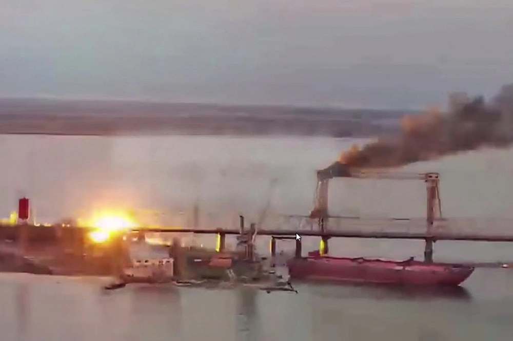 Удар по мосту в Затоке