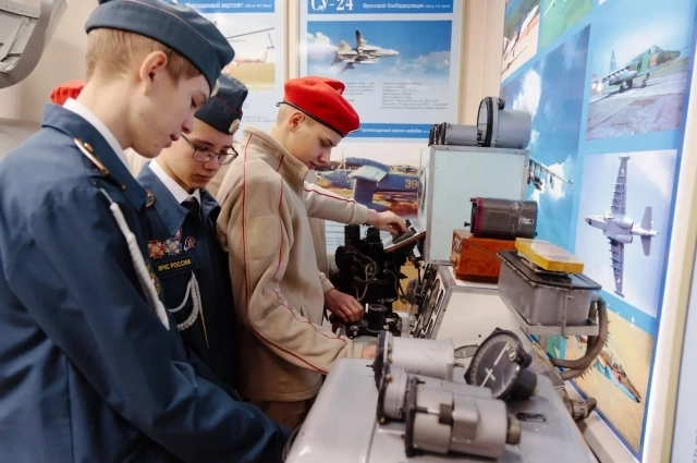 Посещение музея училища.