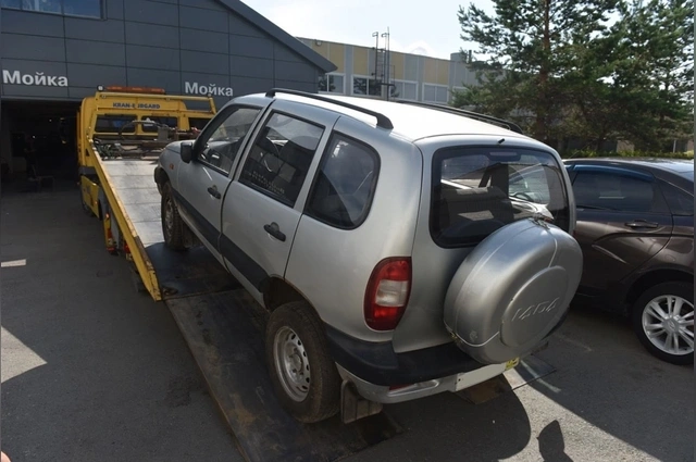 Легендарный внедорожник и сегодня на ходу.