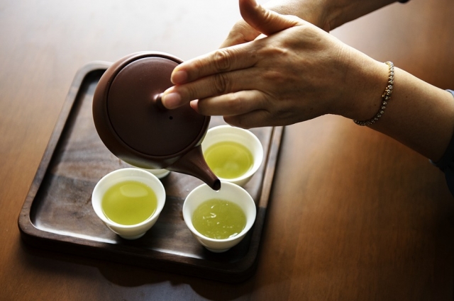 Зеленый чай лучше пить после приема пищи.