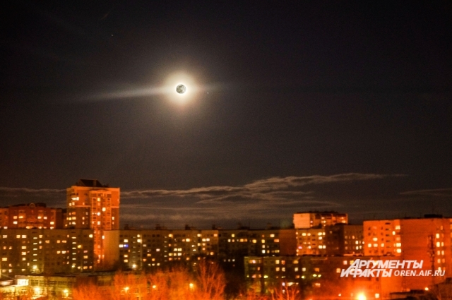 Луна испокон века вдохновляла поэтов и музыкантов.