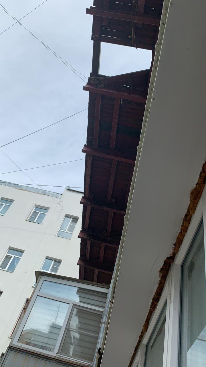 обрушение балкона