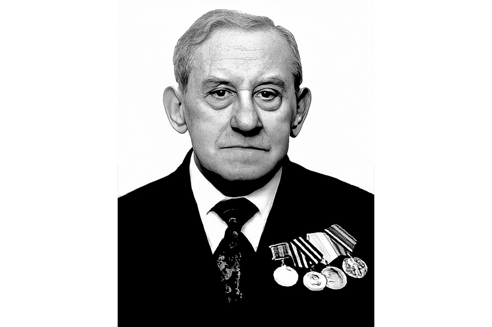 Дитмар Розенталь.