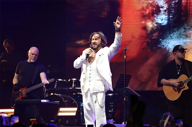 Стас Михайлов.