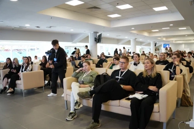 Для участников XVI Фестиваля науки Юга России была подготовлена насыщенная и увлекательная деловая программа