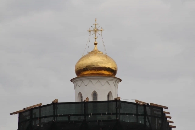 Золотые Ворота находятся на реставрации. 