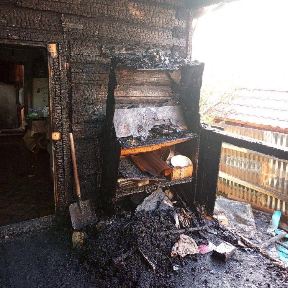 Как сейчас выглядит сгоревший дом пенсионера.