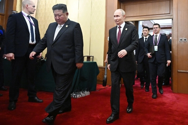 Ким Чен Ын и Владимир Путин в Китае. 