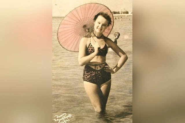 Студентка ВГИКа Гурченко в 1954 году отдыхала в Евпатории.