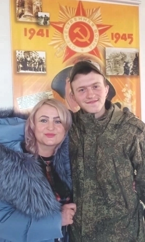 Младший сын Никита и мама Ирина.