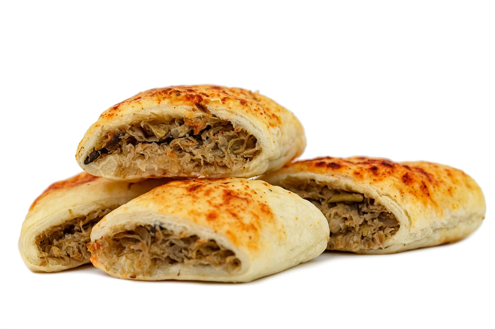 Пирог с квашеной капустой.