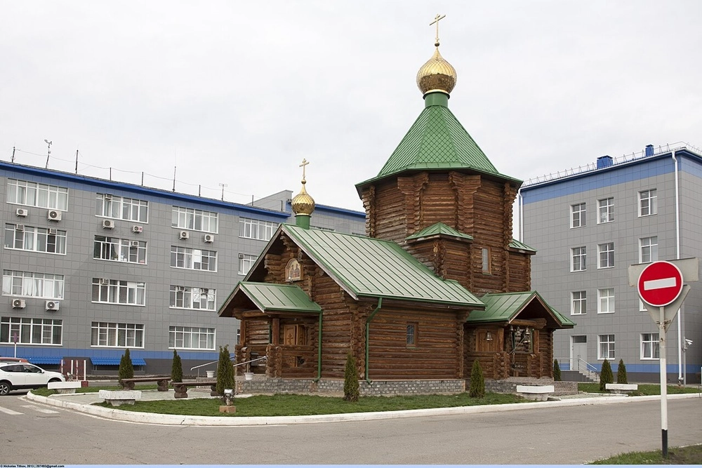 Церковь святых Первоверховных апостолов Петра и Павла.