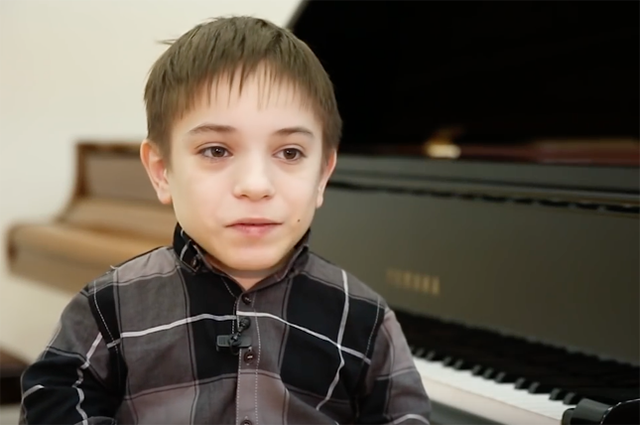 Данил Плужников.