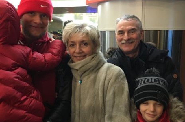 Для семьи Андроновых визит сына Сергея всегда праздник.