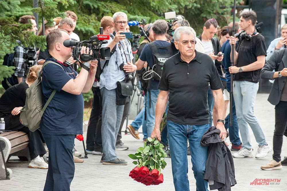 Прощание с режиссёром Юрием Морозом.