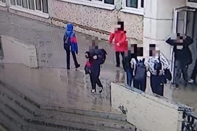 Девочка вышла из школы и исчезла.