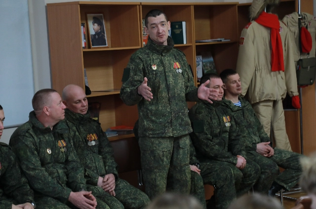 Народ и армия едины