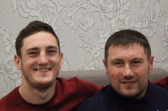 Никита с любимым и любяшим отцом.