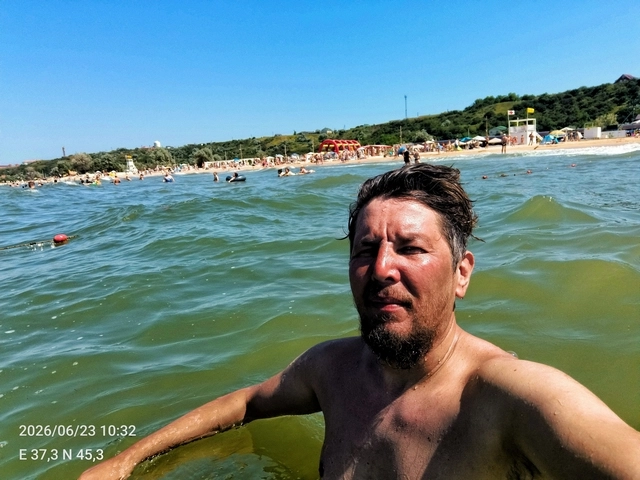 к морю на мопеде