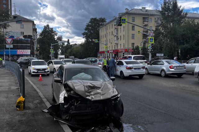 Опытные водители травмировали детей в ДТП в разных районах Екатеринбурга