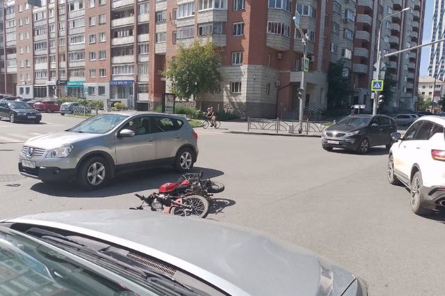 Опытные водители травмировали детей в ДТП в разных районах Екатеринбурга