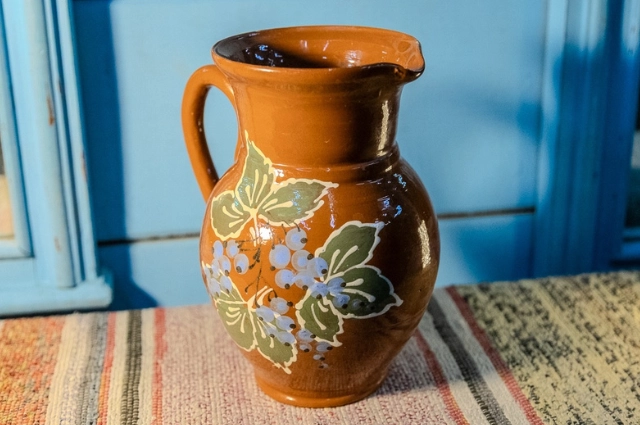 Богатства земли. Где увидеть чугунный храм и потомственных гончаров