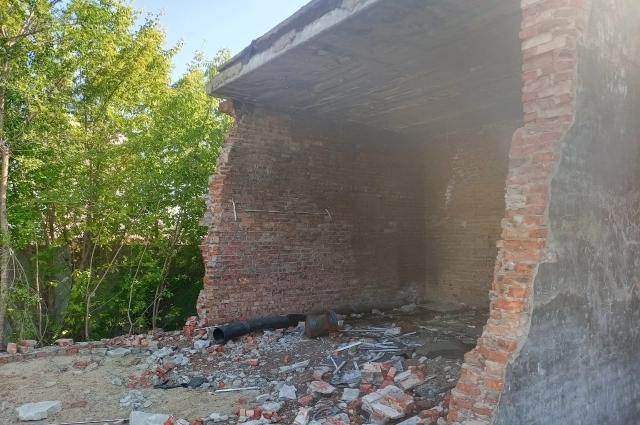 Соседнее здание с местом ЧП.