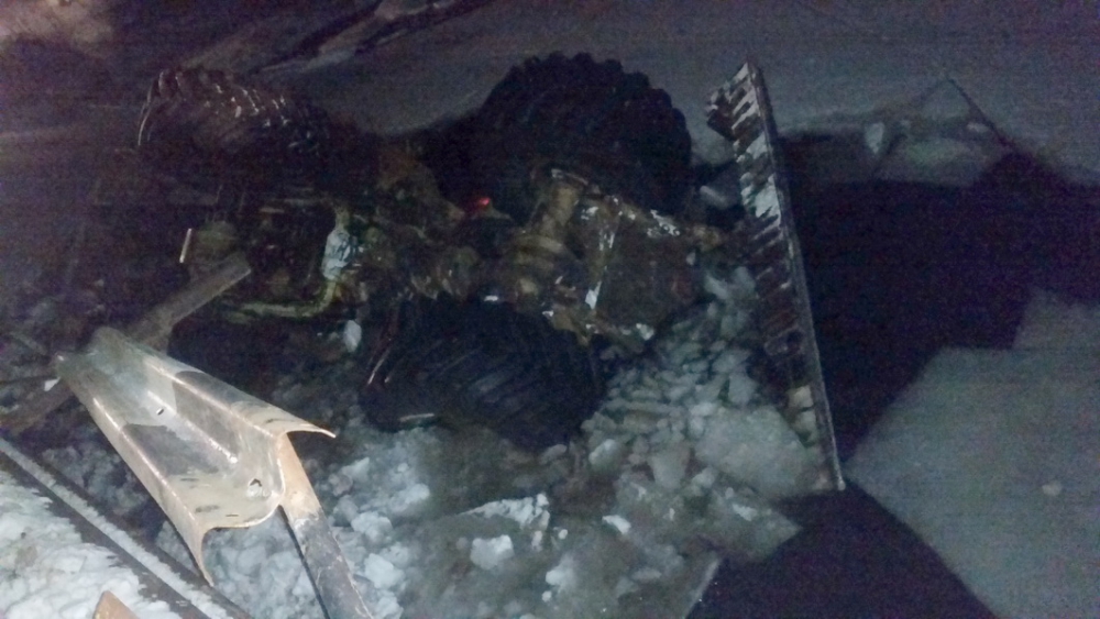В Сорочинском городском округе с моста в Сакмару упал трактор.