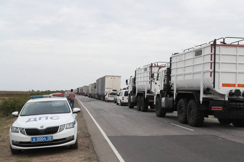 Обстановку на трассе «Астрахань-Красный Яр» контролируют инспекторы ДПС